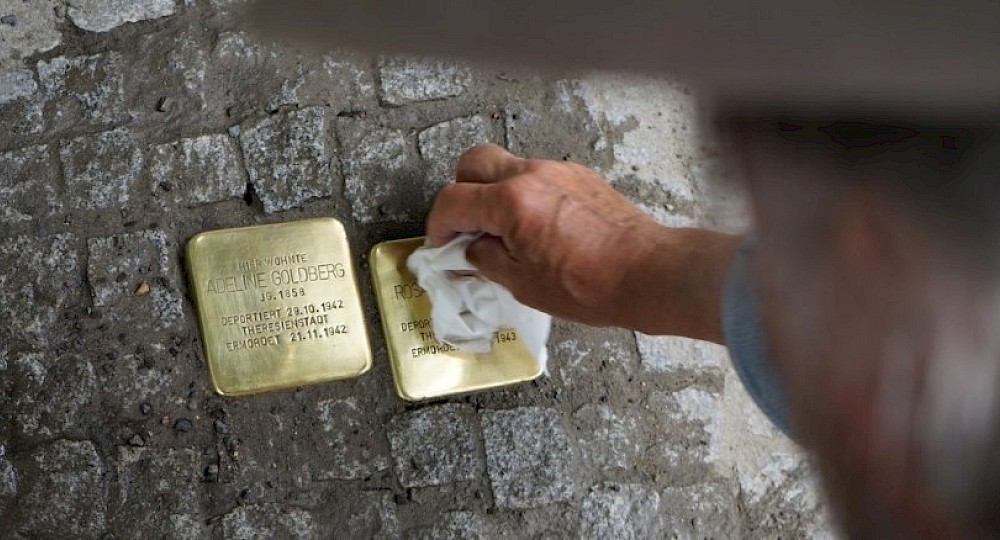 Am 16. Juni 2025 bekommt Jesberg &bdquo;Steine&ldquo;, &uuml;ber die man &bdquo;stolpern&ldquo; kann