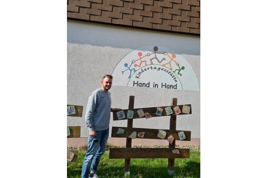 Neuer Auszubildender in der Kindertagesst&auml;tte "Hand in Hand"