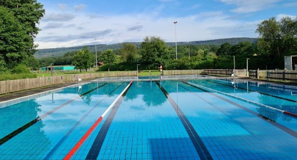 Schwimmbad am 26.08.2025 ab 14 Uhr ge&ouml;ffnet